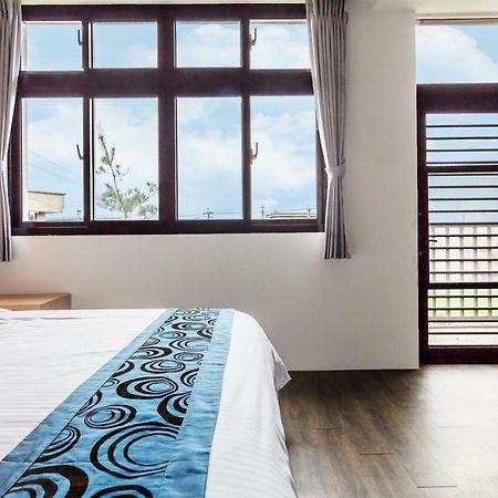 โซมู บีแอนด์บี Apartment Yilan ภายนอก รูปภาพ