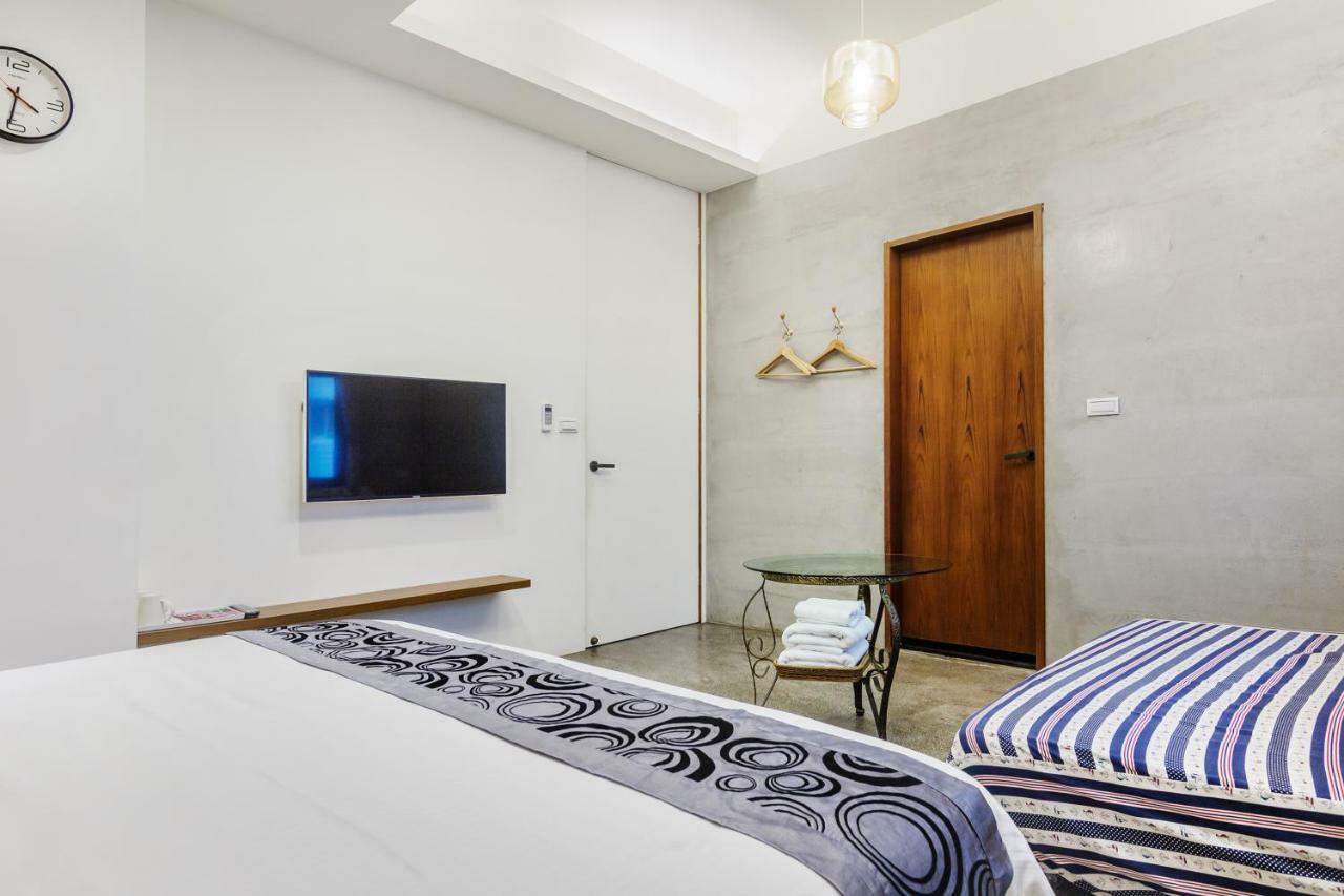 โซมู บีแอนด์บี Apartment Yilan ภายนอก รูปภาพ