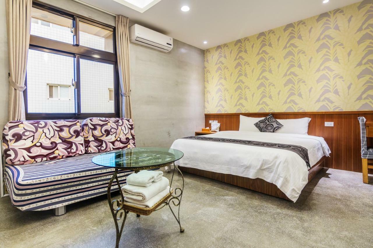 โซมู บีแอนด์บี Apartment Yilan ภายนอก รูปภาพ