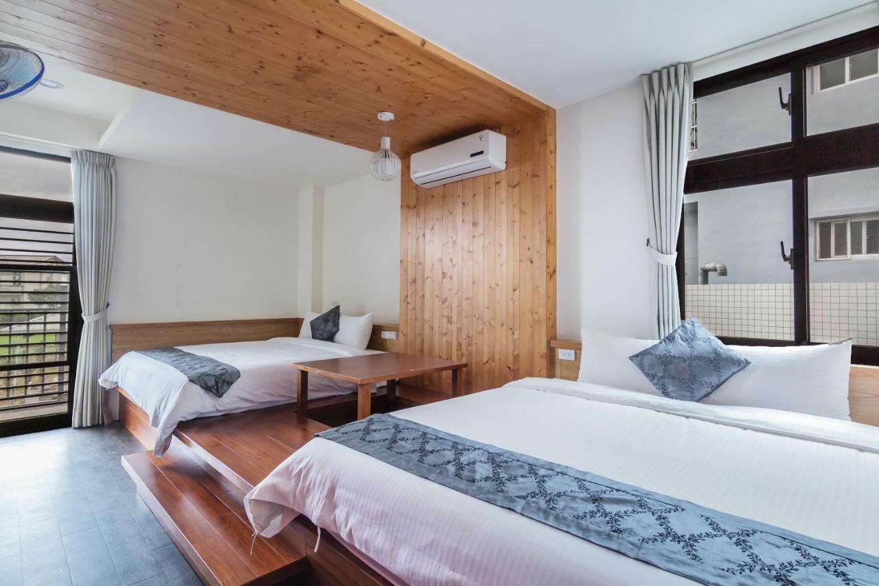 โซมู บีแอนด์บี Apartment Yilan ภายนอก รูปภาพ